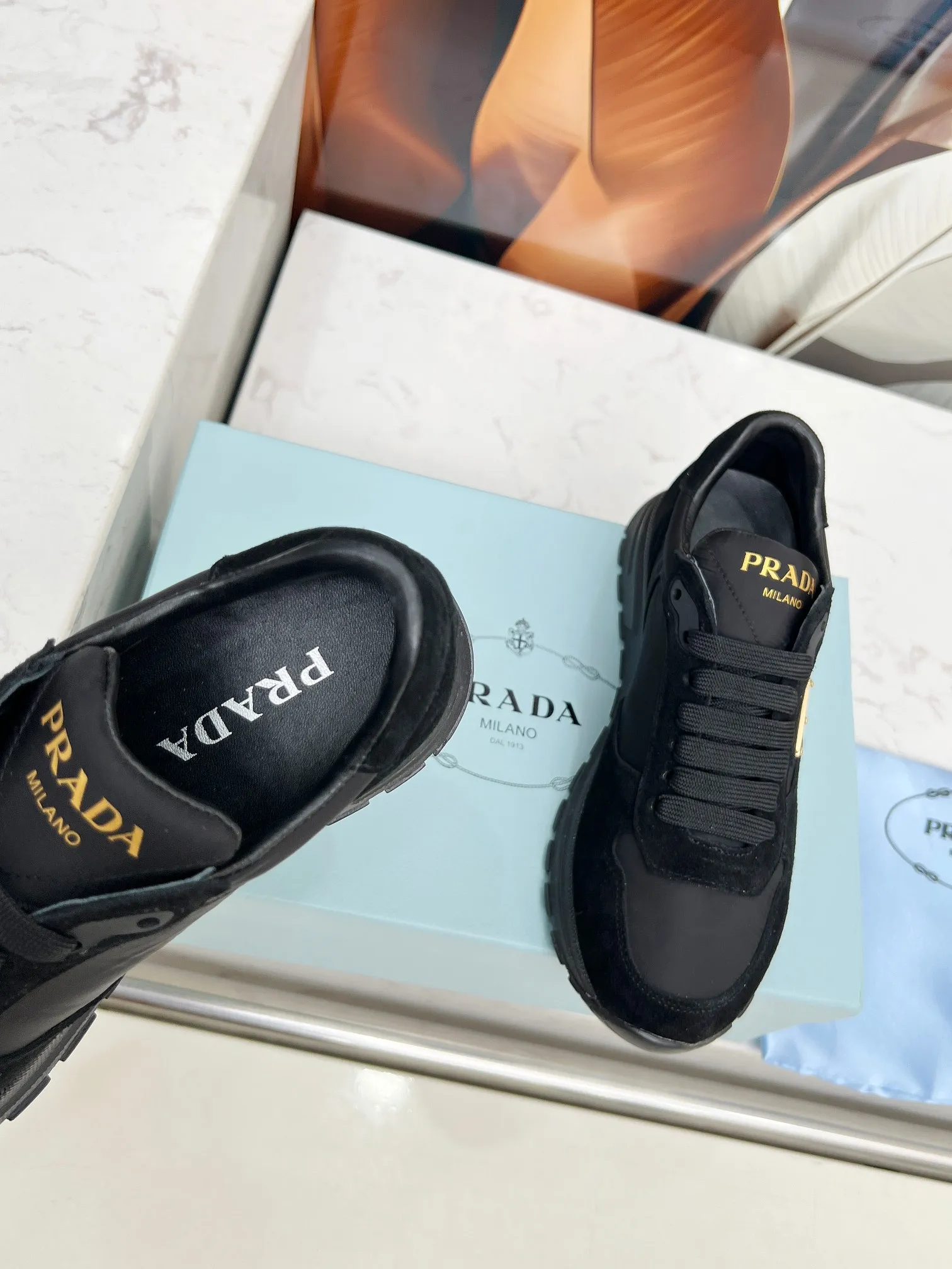 👟👟Ex-factory price 540👟👟 Prada "PRADA.." 2025 explosive model has been shipped. , original 1:1 development, four colors available 35--41 "Code 34 and 41 can be customized and cannot be returned or exchanged"